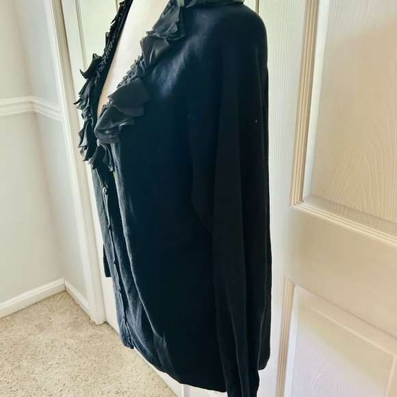 Top Daisy Fuentes woman’s size 2 xlarge black cardigan sweater shirt - Picture 2 of 5